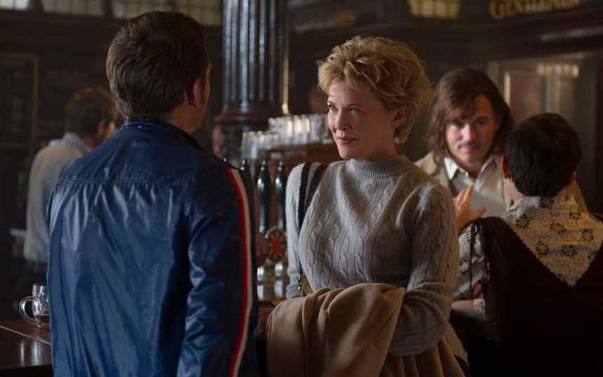 peter-turner-gloria-grahame-film-still-xlarge