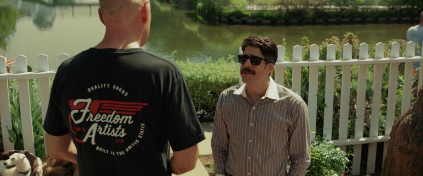 Freedom-Artists-T-Shirt-Worn-by-Bruce-Willis-in-Once-Upon-a-Time-in-Venice-3.jpg